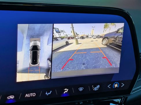 New 2025 Chevrolet Blazer EV LT image 19