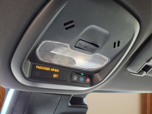 Certified 2025 Chevrolet Trax RS w/ Driver Confidence Package FWD image 14