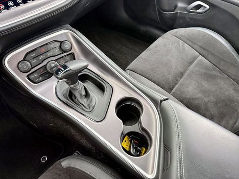 Used 2022 Dodge Challenger R/T w/ T/A Package image 20