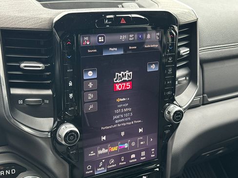 Used 2025 RAM 1500 Laramie image 16