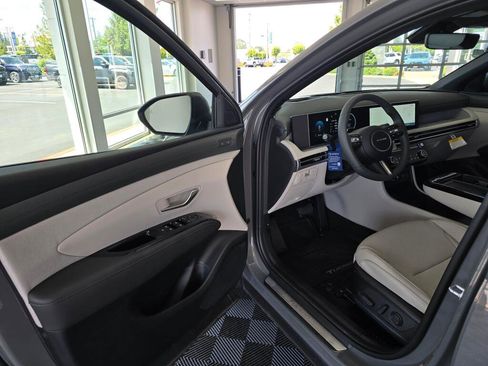 New 2026 Hyundai Tucson Limited AWD/4WD image 33