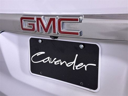 Used 2019 GMC Acadia SLT image 32