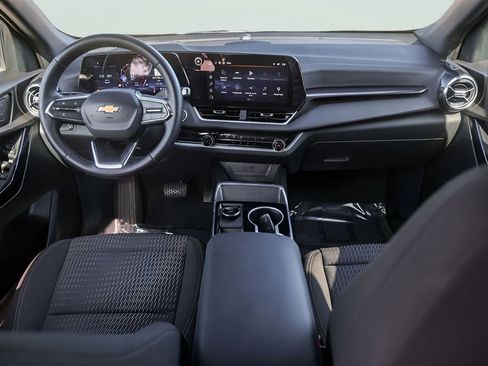 Used 2026 Chevrolet Equinox LT FWD image 26
