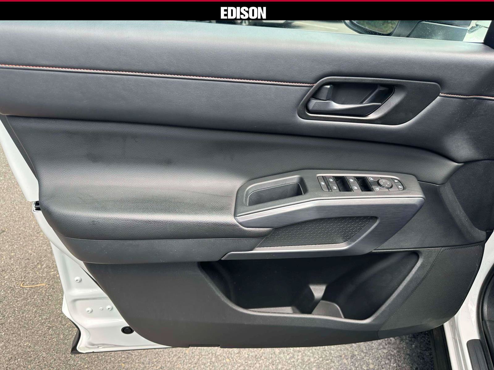 Used 2023 Nissan Pathfinder Rock Creek AWD/4WD image 16