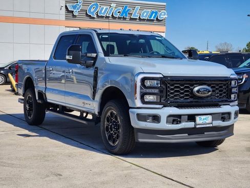 New 2026 Ford F250 Lariat w/ Black Appearance Package image 2