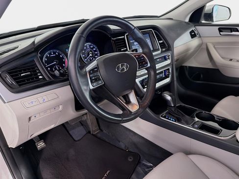 Used 2018 Hyundai Sonata SEL w/ Cargo Package image 10