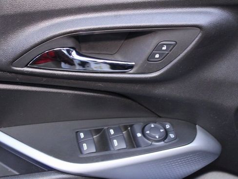 Used 2024 Chevrolet Trax LS w/ LS Convenience Package image 11