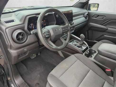 Used 2024 Chevrolet Colorado Trail Boss w/ Technology Package image 8