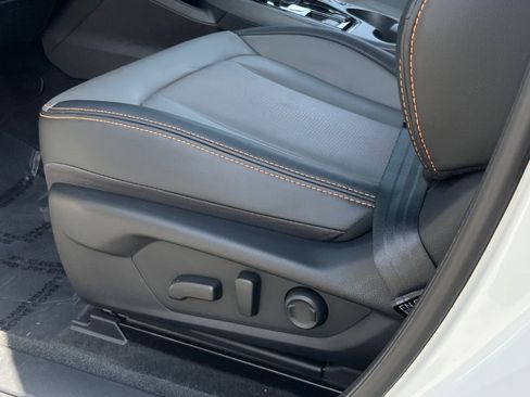 Certified 2025 Subaru Crosstrek 2.5i Limited w/ Crosstrek Mirror Package AWD/4WD image 27
