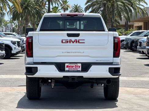 New 2026 GMC Sierra 3500 Denali w/ Denali Reserve Package AWD/4WD image 5