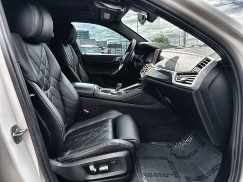 Used 2023 BMW X6 xDrive40i w/ Premium Package AWD/4WD image 9