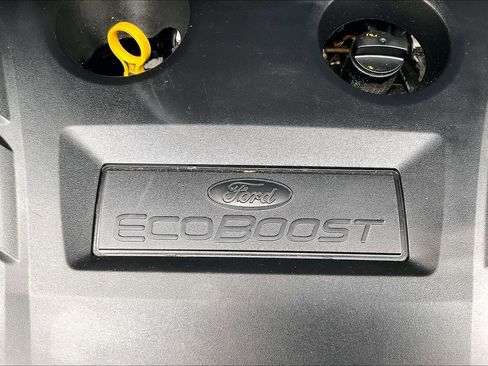 Used 2017 Ford Escape SE w/ Equipment Group 201A AWD/4WD image 29