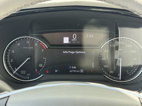 Certified 2023 Cadillac XT5 Premium Luxury w/ LPO, Floor Liner Package AWD/4WD image 20