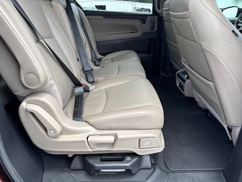 Used 2019 Honda Odyssey Elite image 16