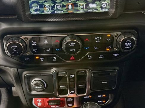 Used 2023 Jeep Wrangler Unlimited Rubicon 392 w/ Trailer Tow Package AWD/4WD image 19