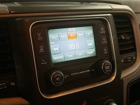 Used 2015 RAM 2500 Tradesman w/ Chrome Appearance Group image 16