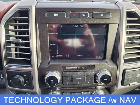 Used 2018 Ford F150 Platinum w/ Technology Package image 14