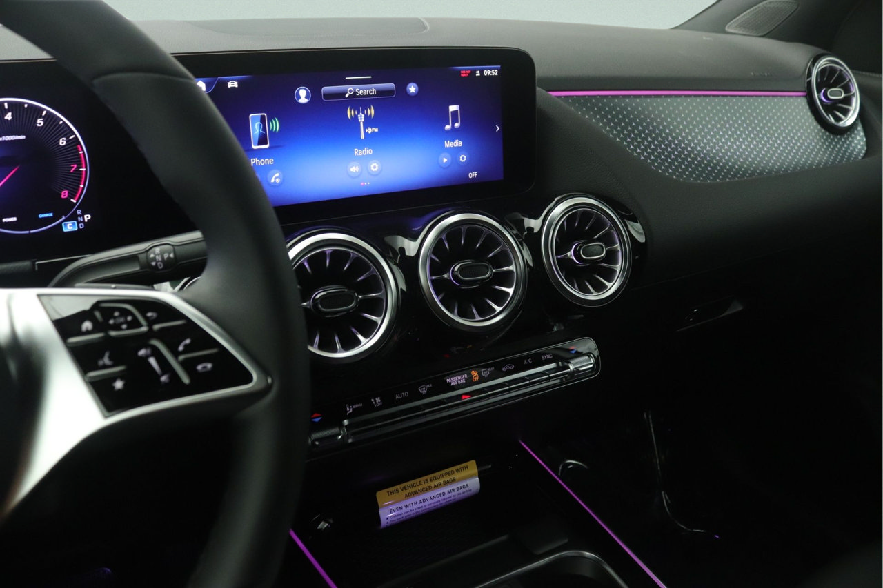 New 2026 Mercedes-Benz GLA 250 image 5