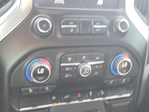 Used 2021 Chevrolet Silverado 1500 RST AWD/4WD image 27