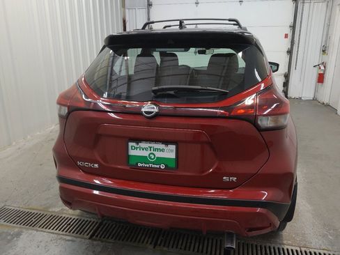 Used 2022 Nissan Kicks SR w/ Interior Electronics Package FWD image 7