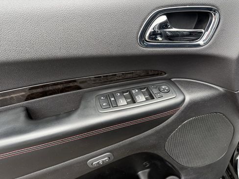 Used 2013 Dodge Durango R/T w/ Technology Group image 19