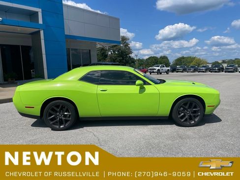 Used 2023 Dodge Challenger SXT w/ Blacktop Package RWD image 31