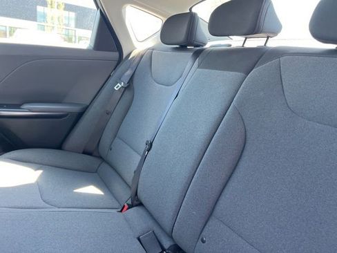 Certified 2025 Kia K4 LXS image 30