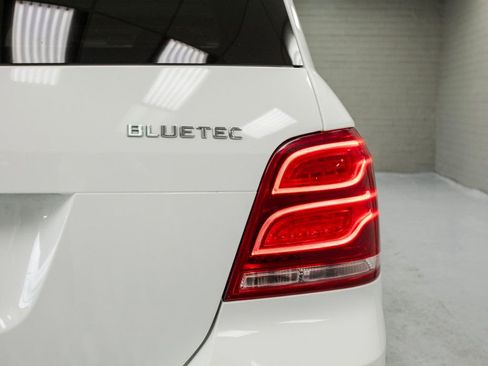 Used 2014 Mercedes-Benz GLK 250 BlueTEC 4MATIC image 30