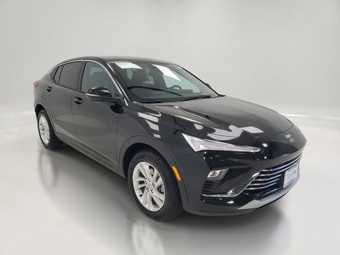 Used 2025 Buick Envista Preferred FWD image 3