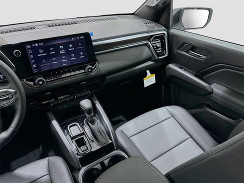 New 2026 GMC Canyon Elevation w/ Convenience Package image 11