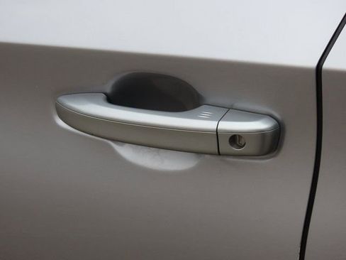 Used 2020 Honda Accord Hybrid image 19