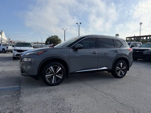 Used 2021 Nissan Rogue SL w/ Premium Package FWD image 9