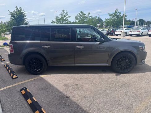 Used 2018 Ford Flex SEL w/ Equipment Group 202A FWD image 4