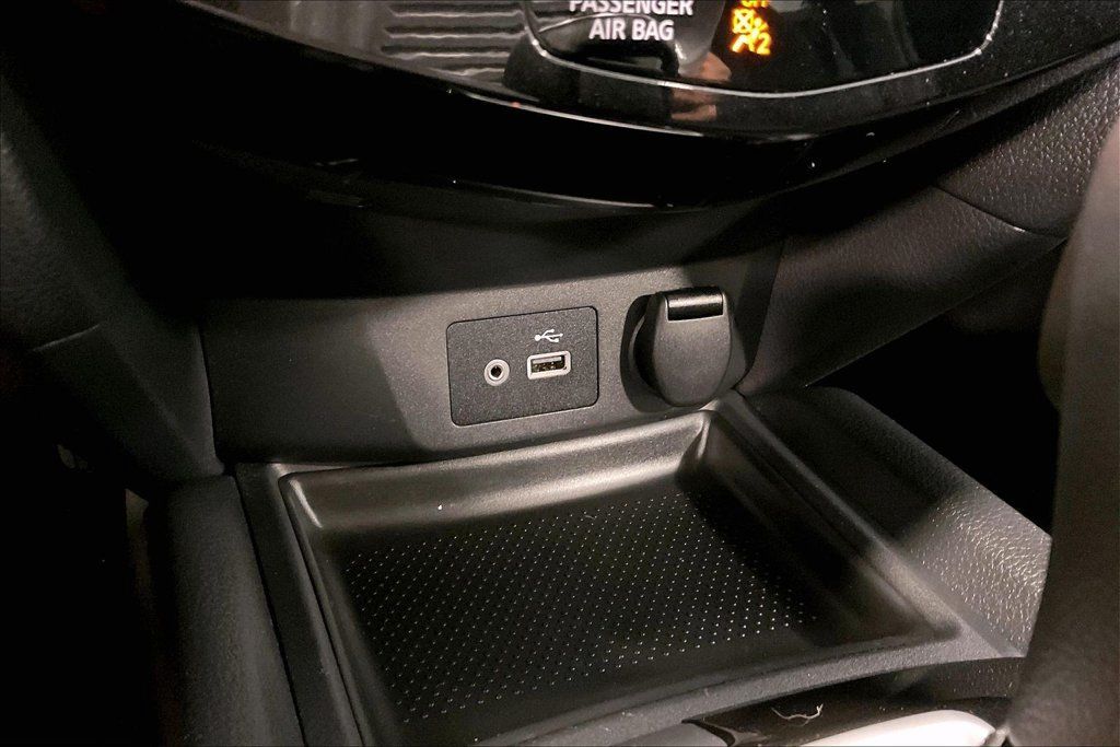 Used 2019 Nissan Rogue SV AWD/4WD image 17