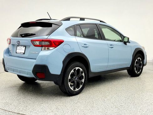 Used 2022 Subaru Crosstrek 2.0i image 5
