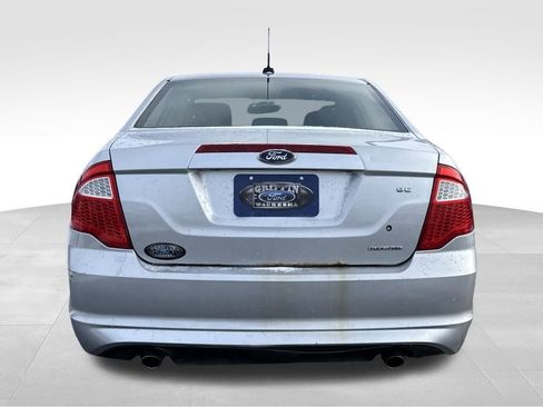 Used 2012 Ford Fusion SE image 4