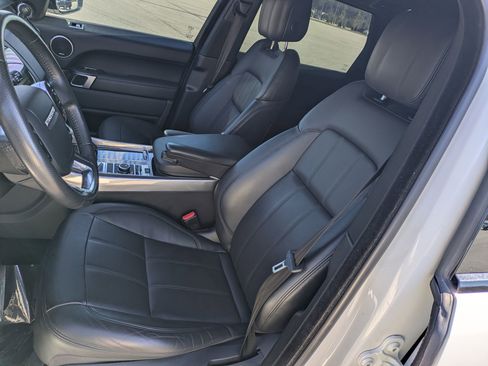 Used 2019 Land Rover Range Rover Sport HSE image 19