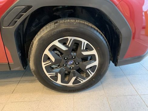 Certified 2025 Subaru Forester Premium image 26