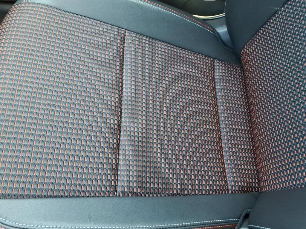Used 2025 Nissan Kicks SR FWD image 24