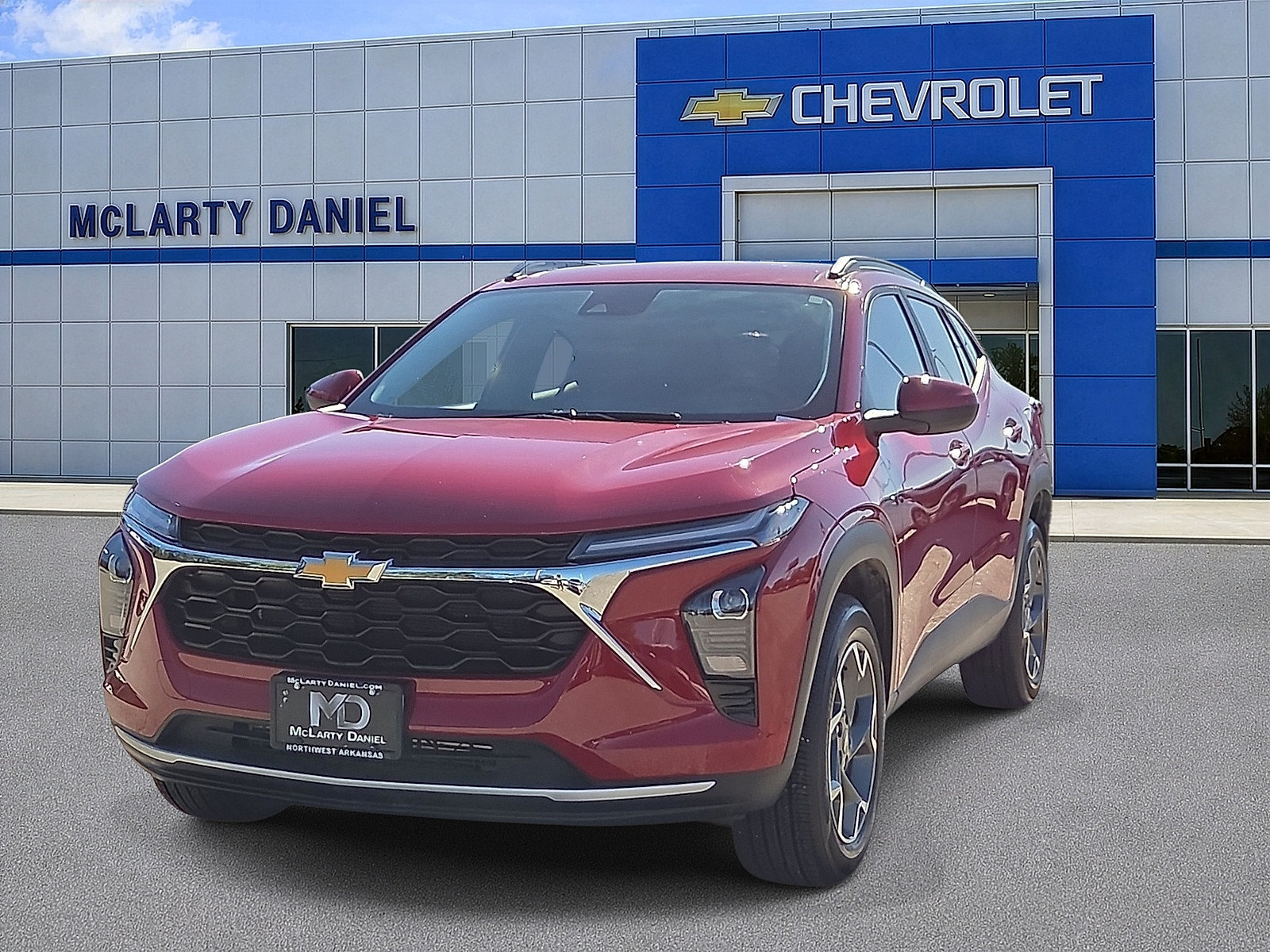 Used 2026 Chevrolet Trax LT w/ Driver Confidence Package FWD image 2