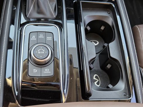 Used 2023 INFINITI QX80 Premium Select w/ Cargo Package image 18