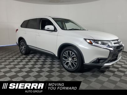 Used 2017 Mitsubishi Outlander SEL
