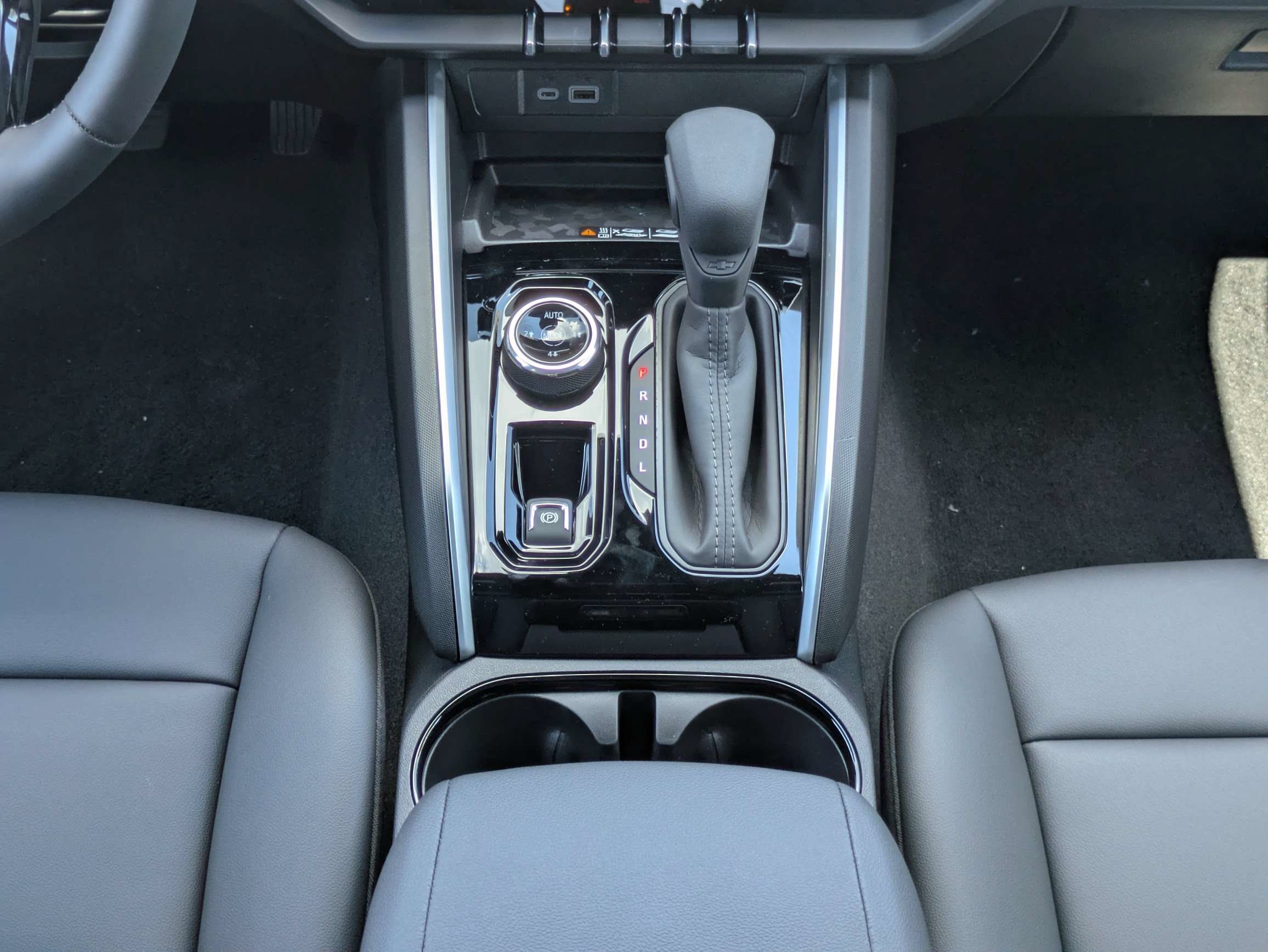 New 2026 Chevrolet Colorado Trail Boss AWD/4WD image 6