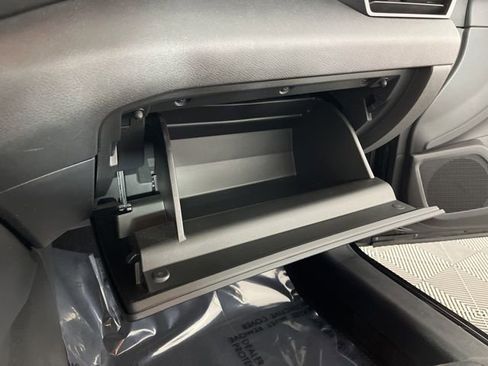 Used 2024 Nissan Altima 2.5 SV image 37