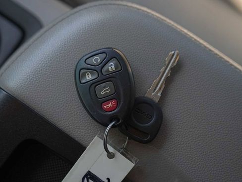 Used 2013 GMC Yukon SLT image 28