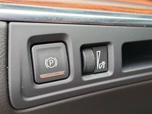 Certified 2023 Cadillac XT5 Premium Luxury image 42