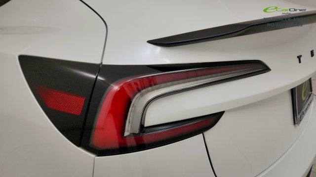 Used 2025 Tesla Model 3 Performance AWD/4WD image 25