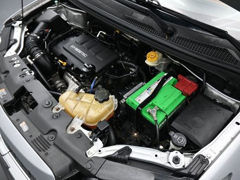 Used 2015 Chevrolet Sonic LTZ image 42