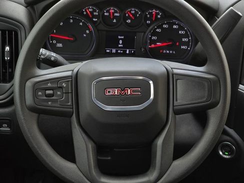 Used 2024 GMC Sierra 2500 Pro image 29