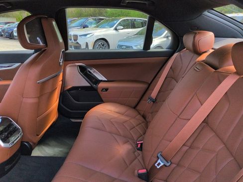 New 2026 BMW 760i xDrive image 14